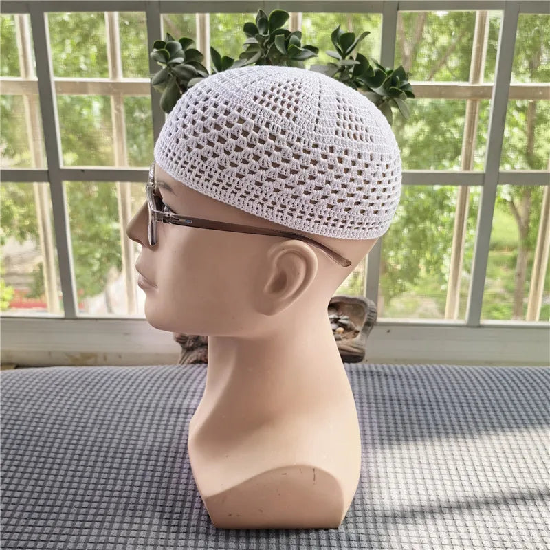 Handgemachte Gebetsmütze mit Haken, muslimischer gestrickter Kufi-Hut,  gehäkelt, handgefertigt, islamische Ramadan-Gebetsmütze